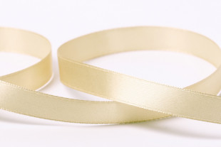 Лента атласная 12 мм ( 1/2 ") "Gamma" №118 св.бежевый 33 метра